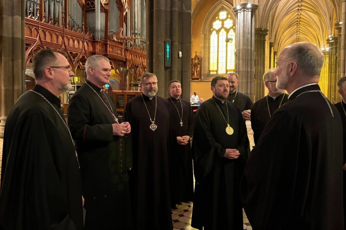 Архиєпископ Пітер Коменсолі прийняв Блаженнішого Святослава та членів Постійного Синоду в Мельбурні