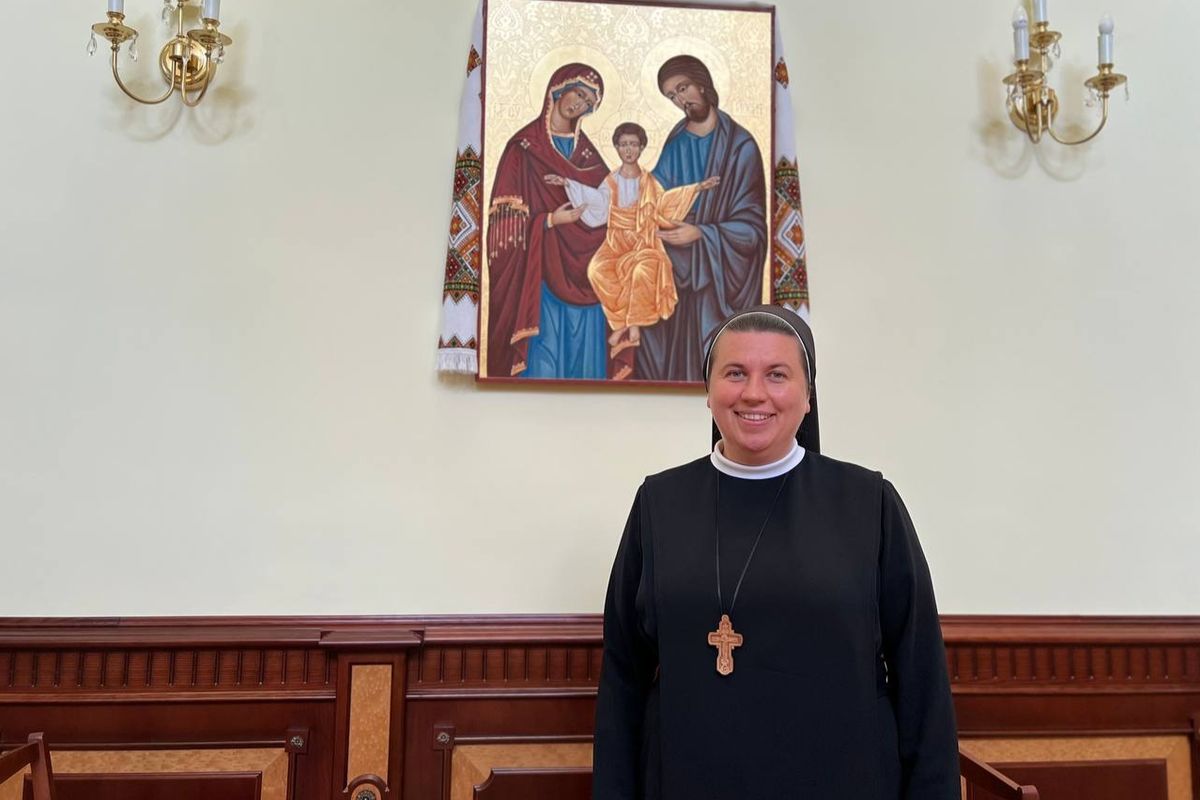 «Монастир — Божа інституція, що не піддається людській логіці. У цьому сила та джерело натхнення»: дорога служіння сестер Пресвятої родини