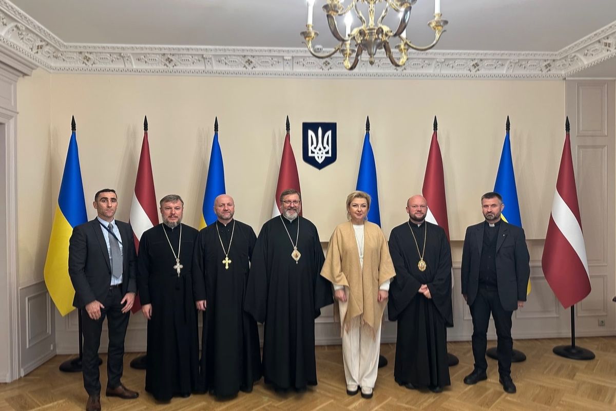 Глава УГКЦ відвідав посольство України в Латвії