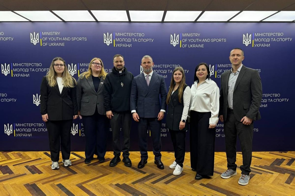 Команда Патріаршої комісії УГКЦ у справах молоді зустрілася з Міністром молоді та спорту України