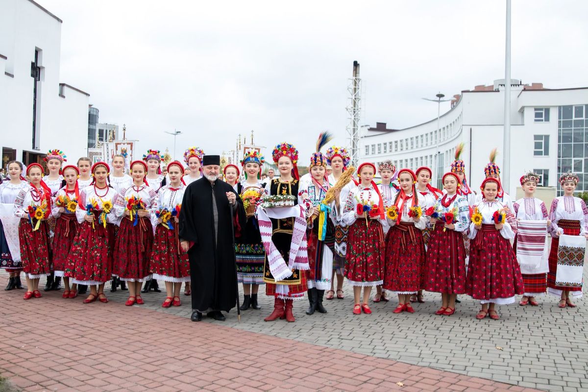 Митрополит Ігор Возьняк закликав молитися за мир в Україні за заступництвом святого Івана Павла ІІ