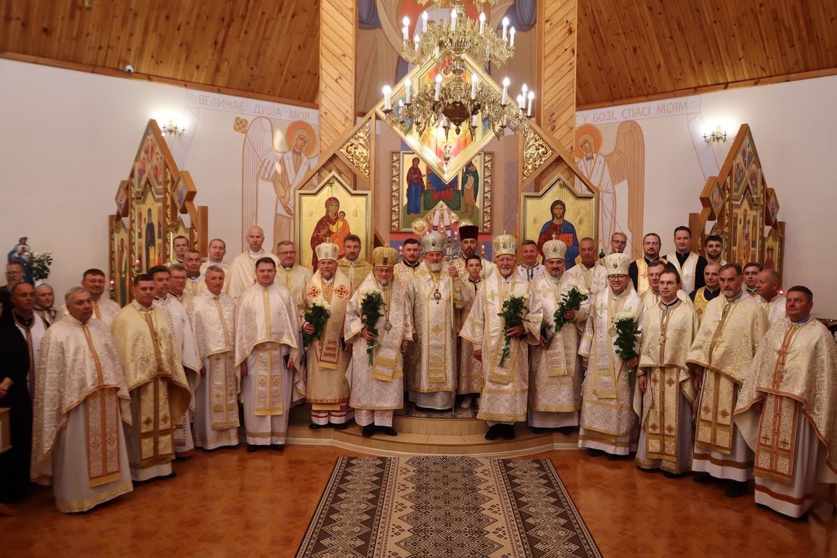 Єпископи, духовенство та вірні взяли участь у прощі до Прилбич