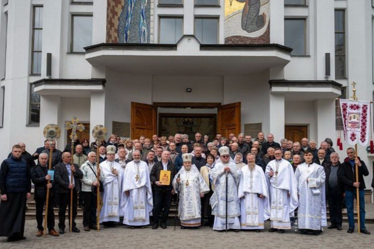 Відбулася перша проща потерпілих від Чорнобильської катастрофи до Зарваниці