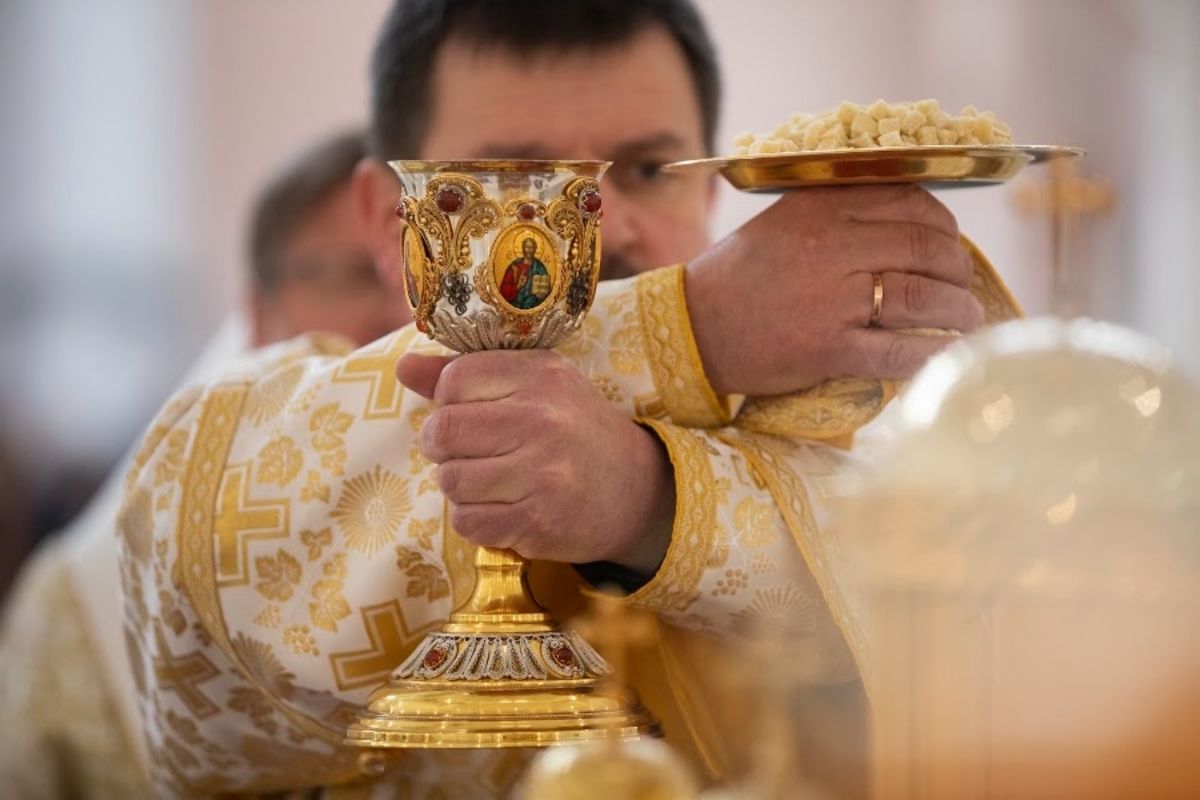 «Уступити місце Христові»: священник покликаний не привертати уваги до себе, а уприсутнювати Христа
