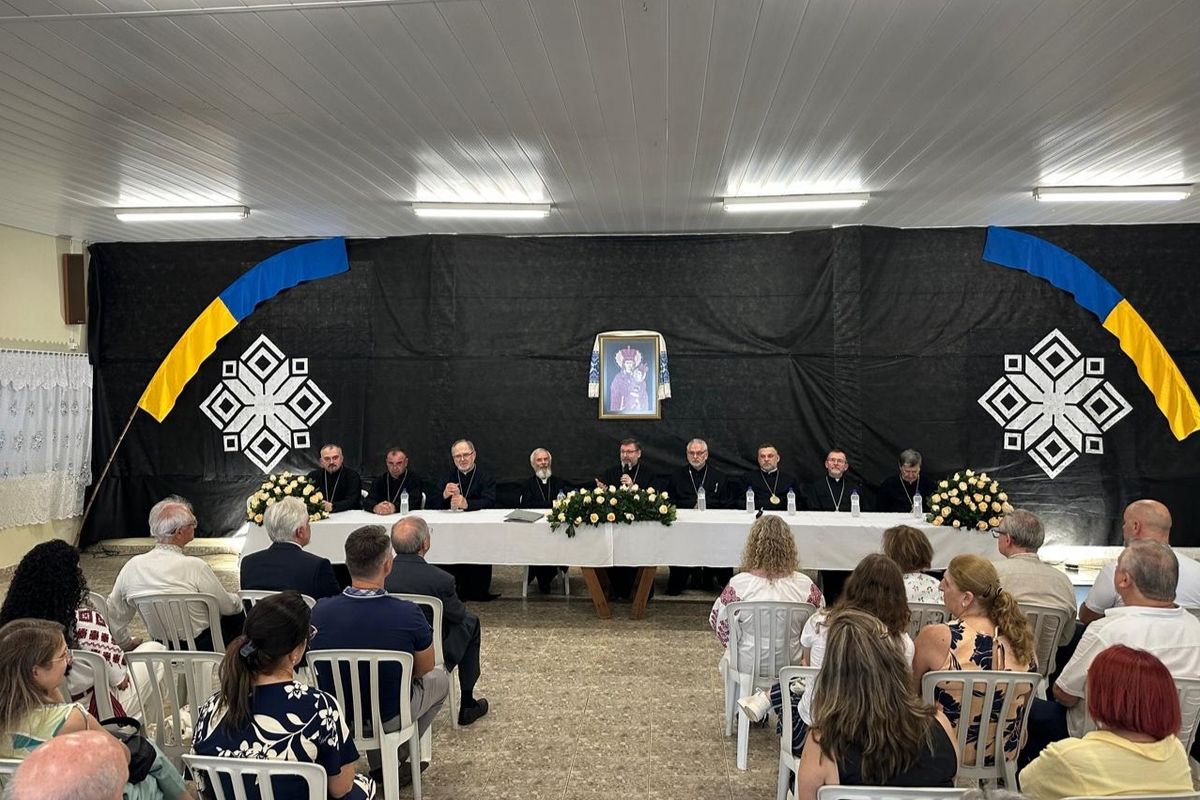 Владики Постійного Синоду УГКЦ зустрілися з лідерами української громади у Бразилії