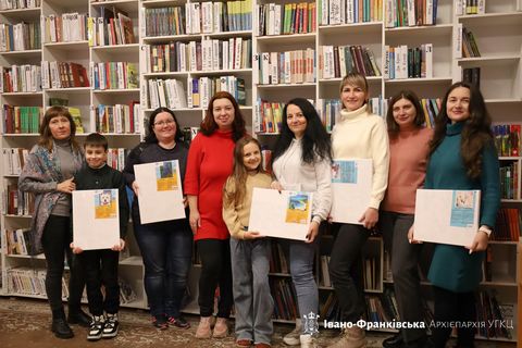 Ivano-Frankivsk Archeparchy psychologists work with wives of defenders