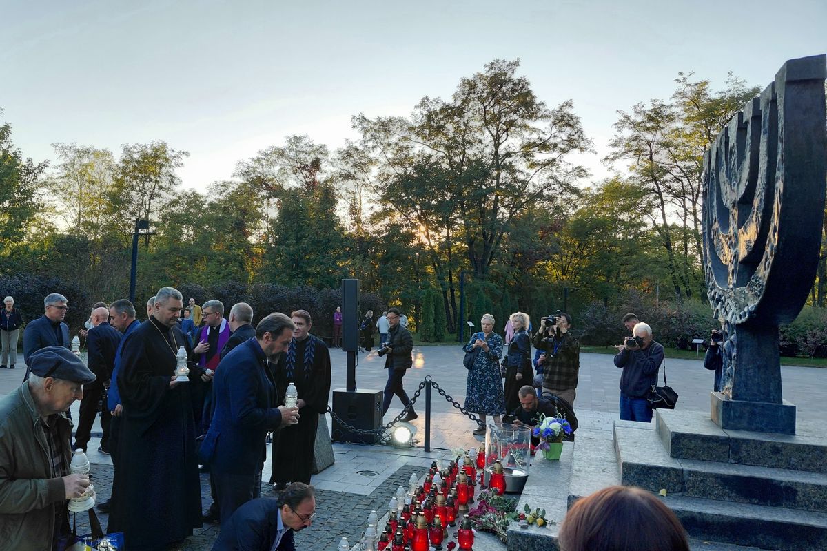 У Києві вшанували пам’ять жертв Бабиного Яру в 85-ті роковини масових розстрілів