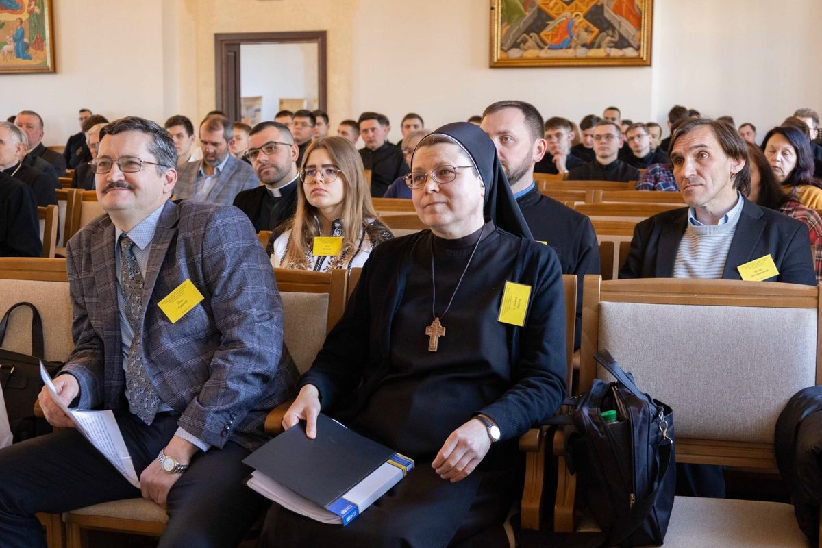 У Франківську представили дослідження про історію Івано-Франківської митрополії УГКЦ і новий науковий вебсайт