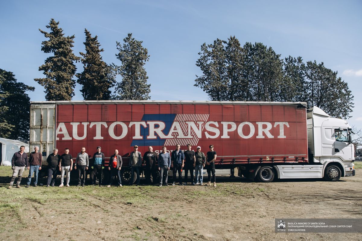 149-та вантажівка з гуманітарною допомогою вирушила з Рима до України